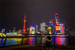 浪漫交织：在上海的生活与音乐